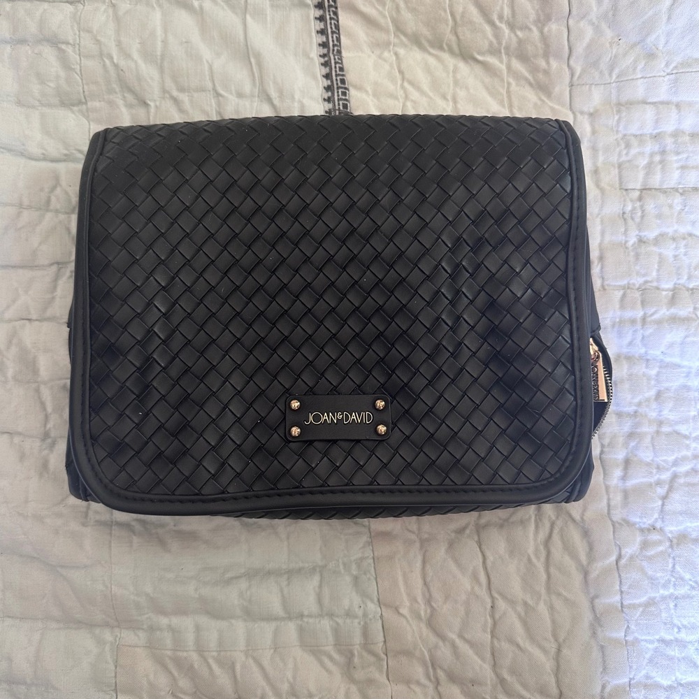 Joan & David Hanging Toiletry Bag Black Woven Travel Organizer Case